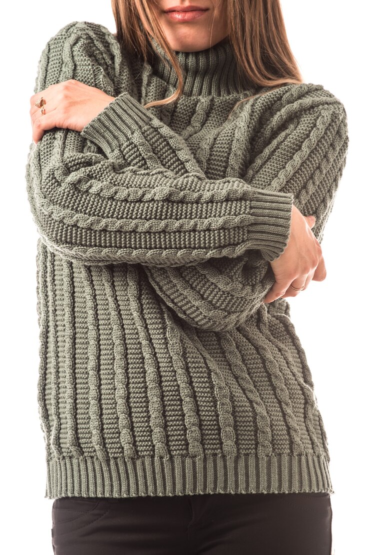 sweater rajut wanita